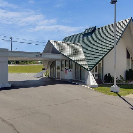 Motel 6-Geneva, Oh 外观 照片