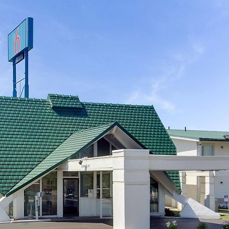 Motel 6-Geneva, Oh 外观 照片