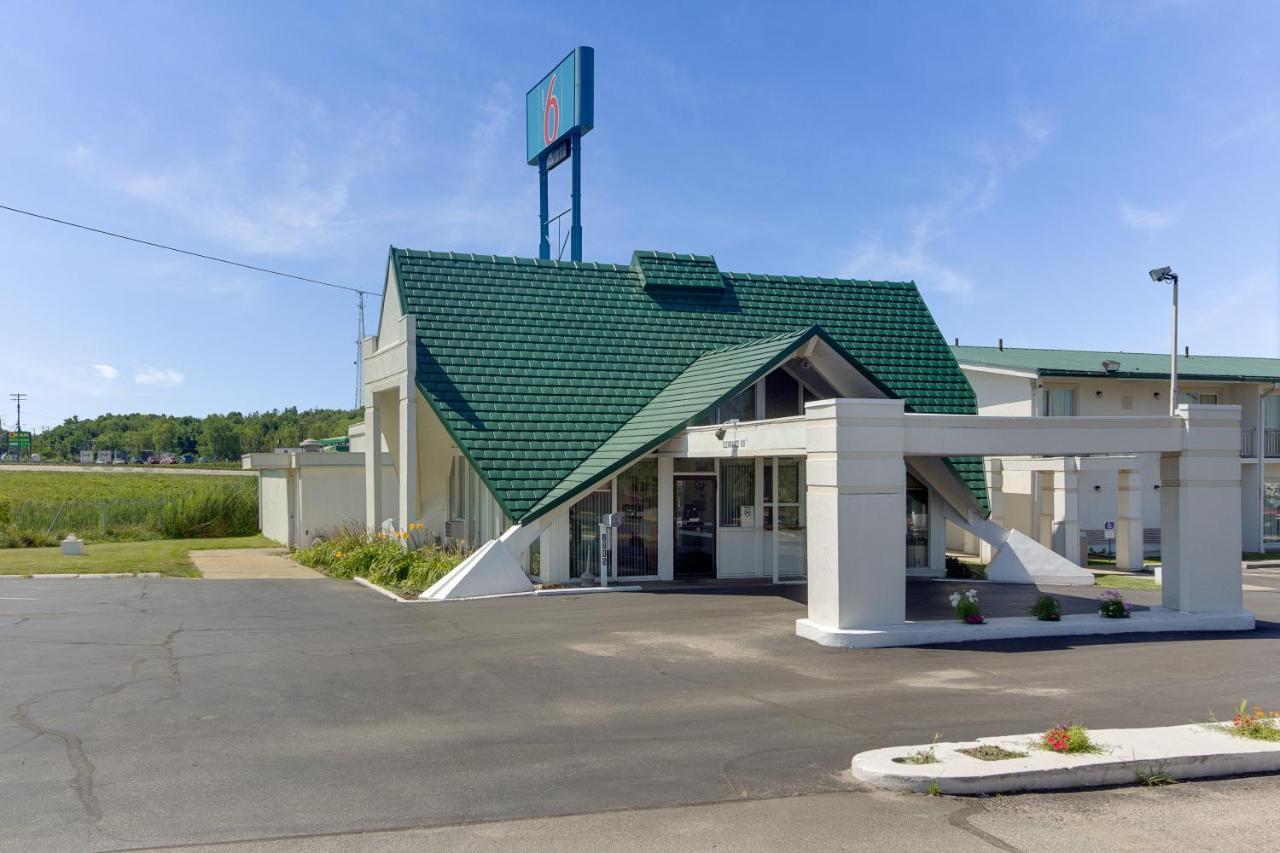Motel 6-Geneva, Oh 外观 照片