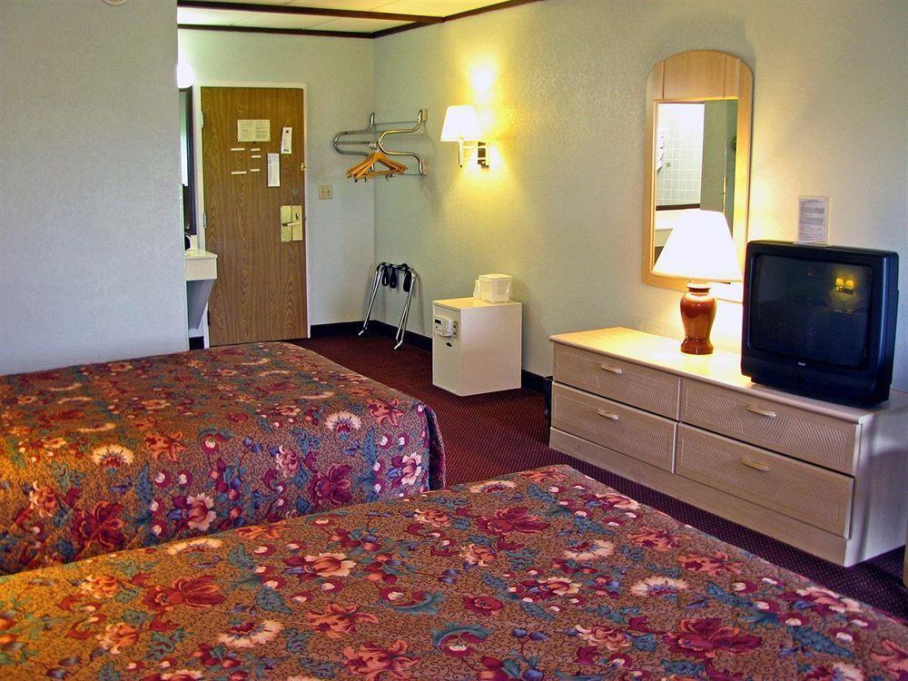Motel 6-Geneva, Oh 外观 照片